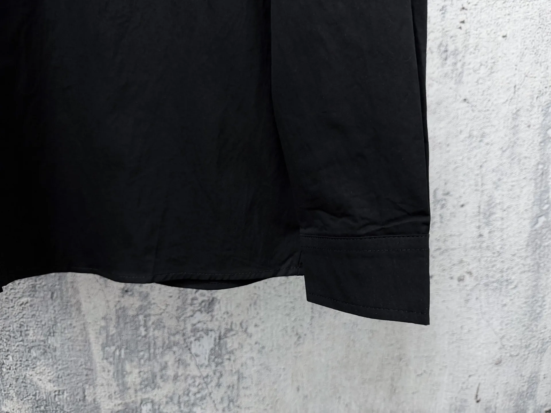 [AMI] Love SS Spring and Summer New Arrival simple long-sleeved shirt, linen cotton fabric, Classic simple design, refreshing tones, super super awesome colors, the most worth buying item this season, simple and elegant small design, fashionable must-have, super easy to control! Size：S-XL